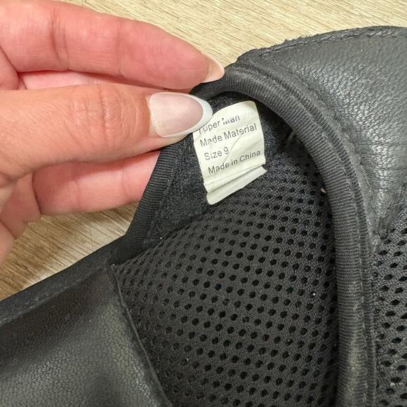 SmartDogs Men's Black Flip Flop Sandals Size 9 - Picture 4 of 4